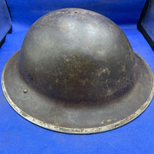 Lade das Bild in den Galerie-Viewer, Original WW2 British Army Mk2 Brodie Combat Helmet
