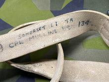 Charger l&#39;image dans la galerie, Original British Army Buff White Leather Belt - Somerset LI TA Marked- 36&quot; Waist - The Militaria Shop
