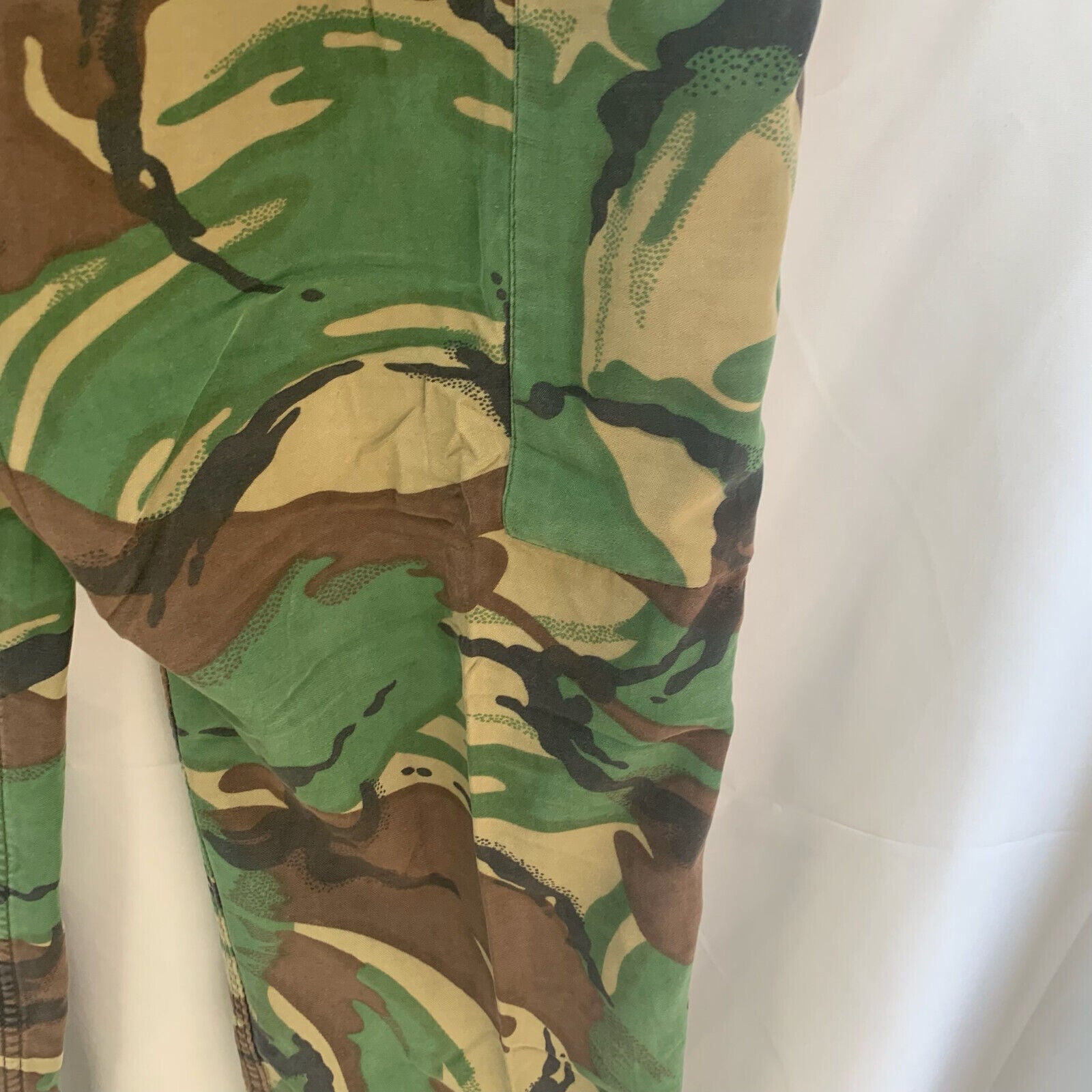 Genuine British Army 68 Pattern DPM Jungle Camouflaged Trousers - Size 30" Waist - The Militaria Shop