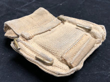 Lade das Bild in den Galerie-Viewer, Original WW2 British Army 37 Pattern Pistol Ammo Pouch
