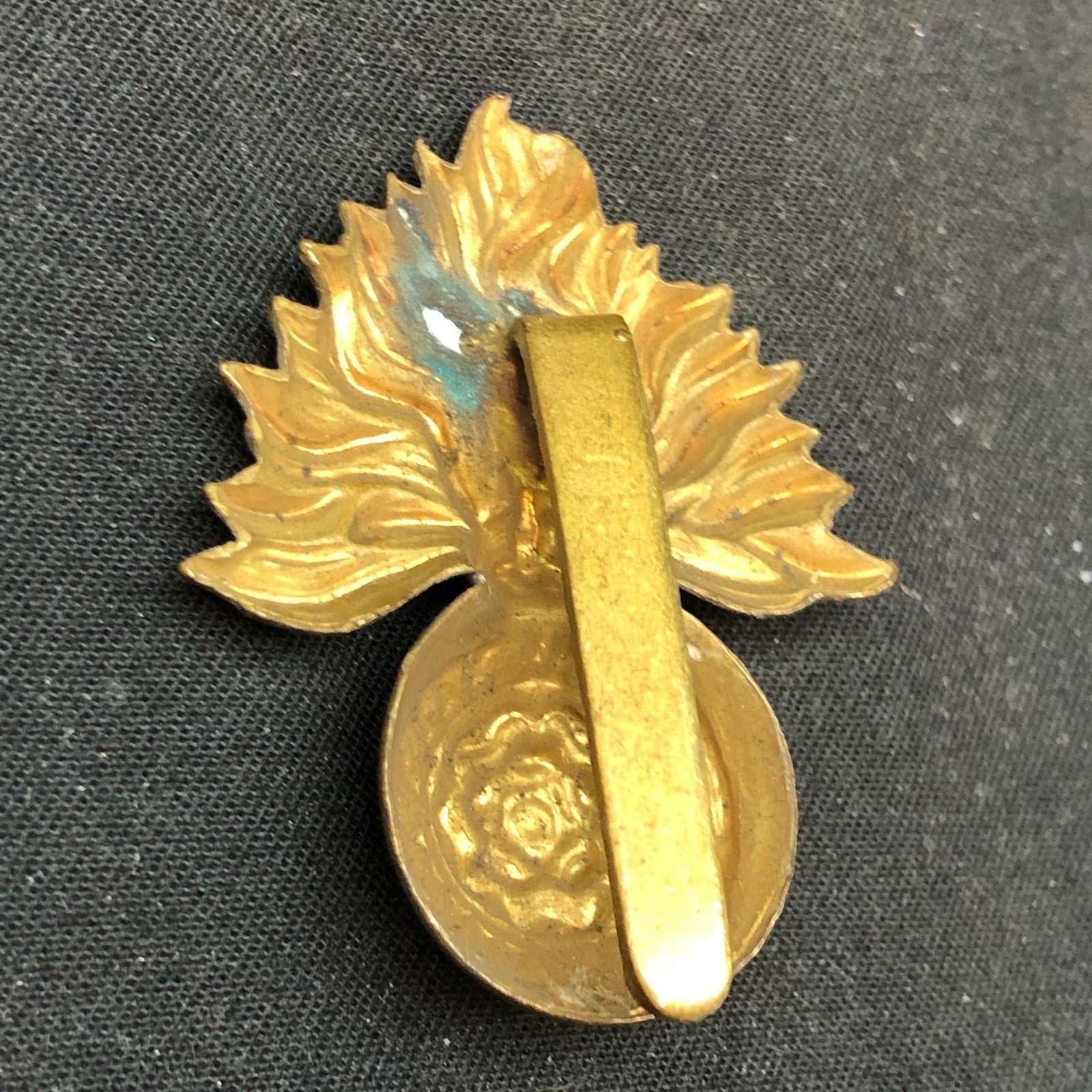 Original WW2 British Army Cap Badge - Royal Fusiliers - The Militaria Shop