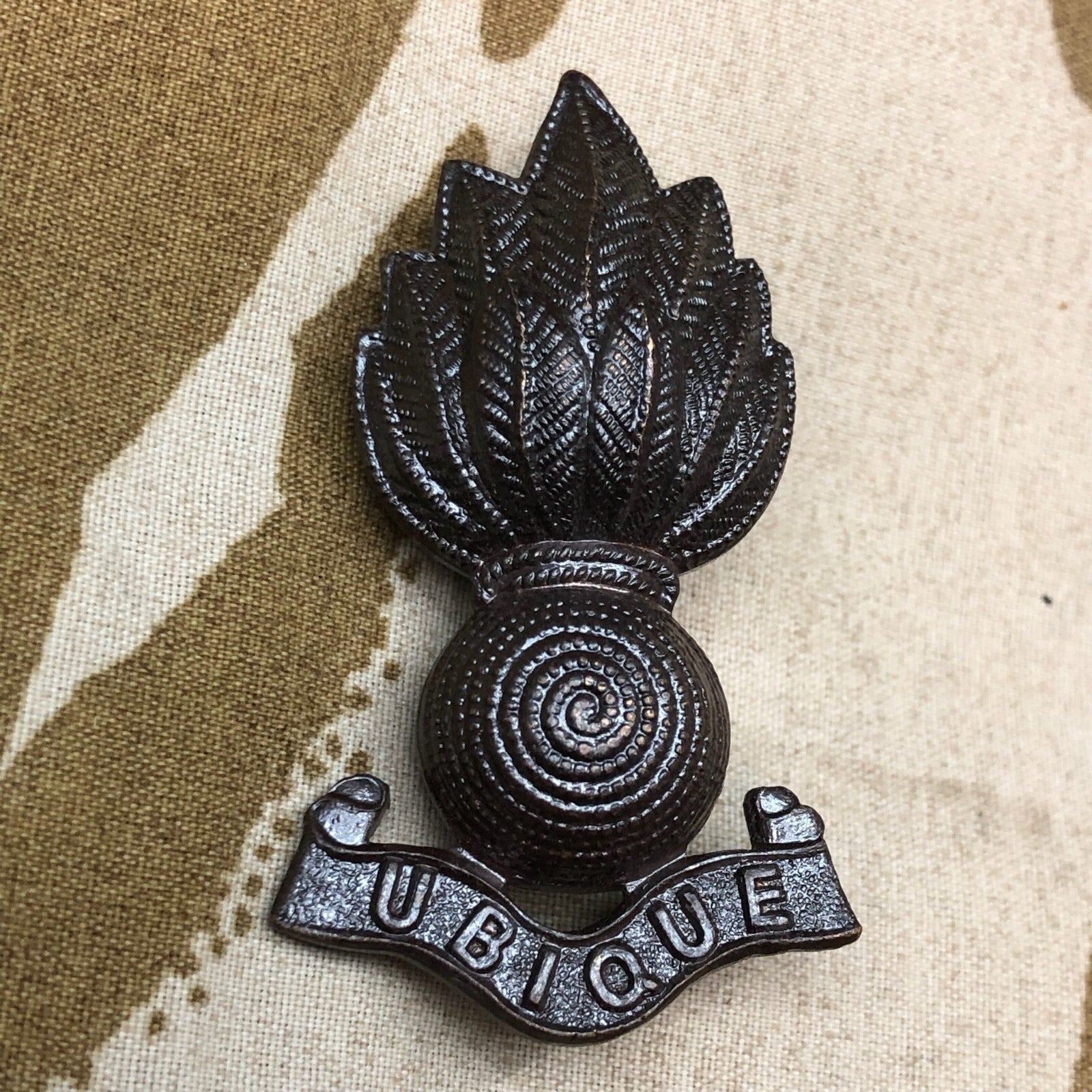 Original British Army WW1 / WW2 Royal Engineers Officer's Bronze Cap Badge - The Militaria Shop