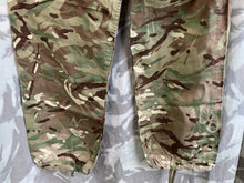 Charger l&#39;image dans la galerie, Genuine British Army MTP Camouflaged Combat Trousers - Size 80/76/92
