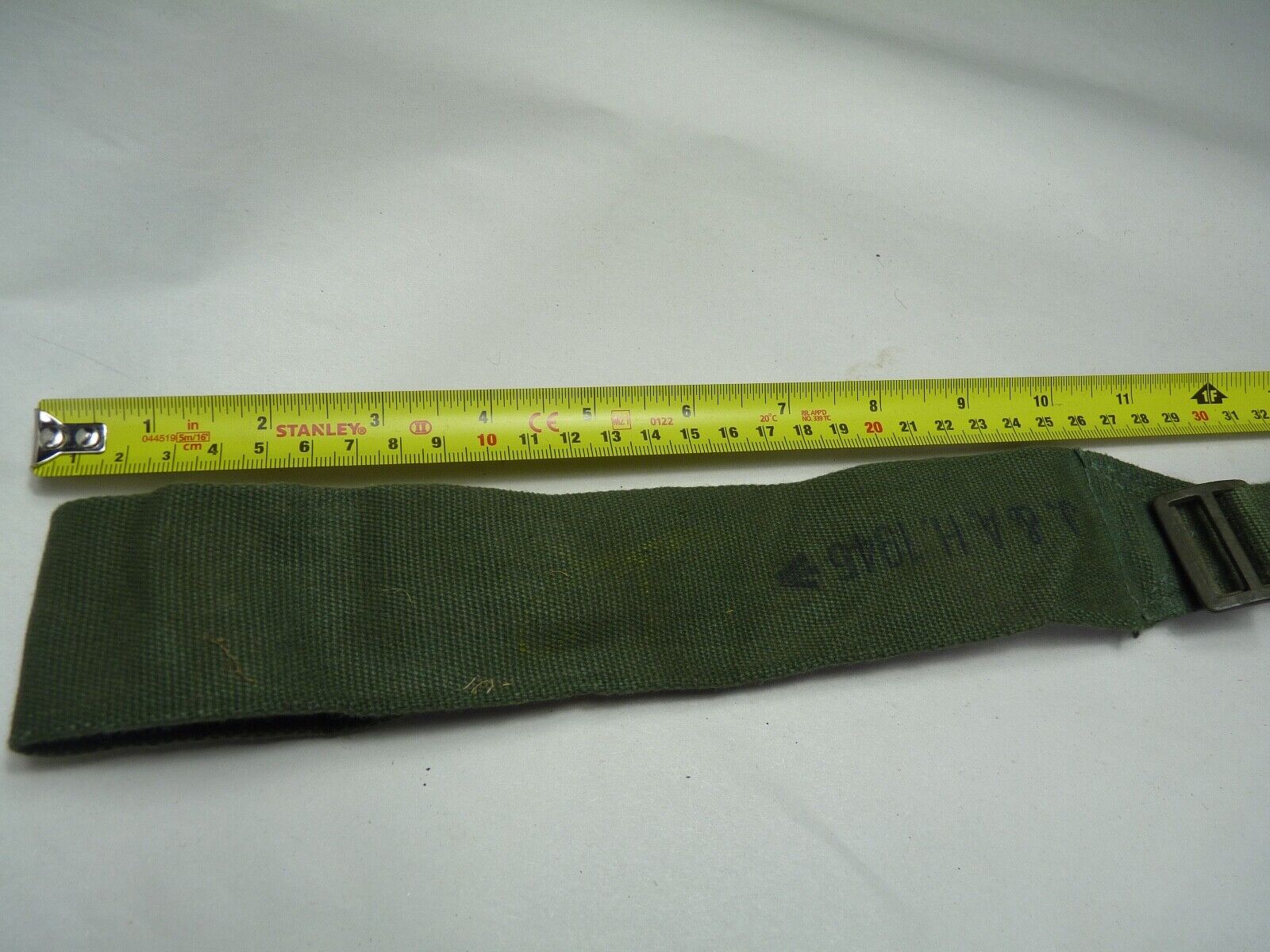 Original WW2 British Army 44 Pattern Shoulder / Extended Equipment Strap - 1945 - The Militaria Shop