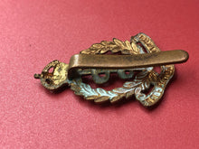 Charger l&#39;image dans la galerie, Original WW2 British Army Cap Badge - RAMC Royal Army Medical Corps
