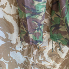 Charger l&#39;image dans la galerie, British Army DPM Camouflaged Temperate Trousers - 75/80/96 - Vintage Clothing
