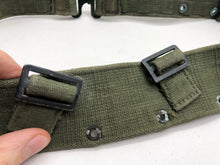 Charger l&#39;image dans la galerie, Original WW2 British Army 44 Pattern Soldiers Belt - Size 36&quot; Waist
