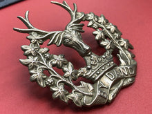 Load image into Gallery viewer, Original WW2 British Army Gordon Highlanders Scottish Regiment Cap Badge
