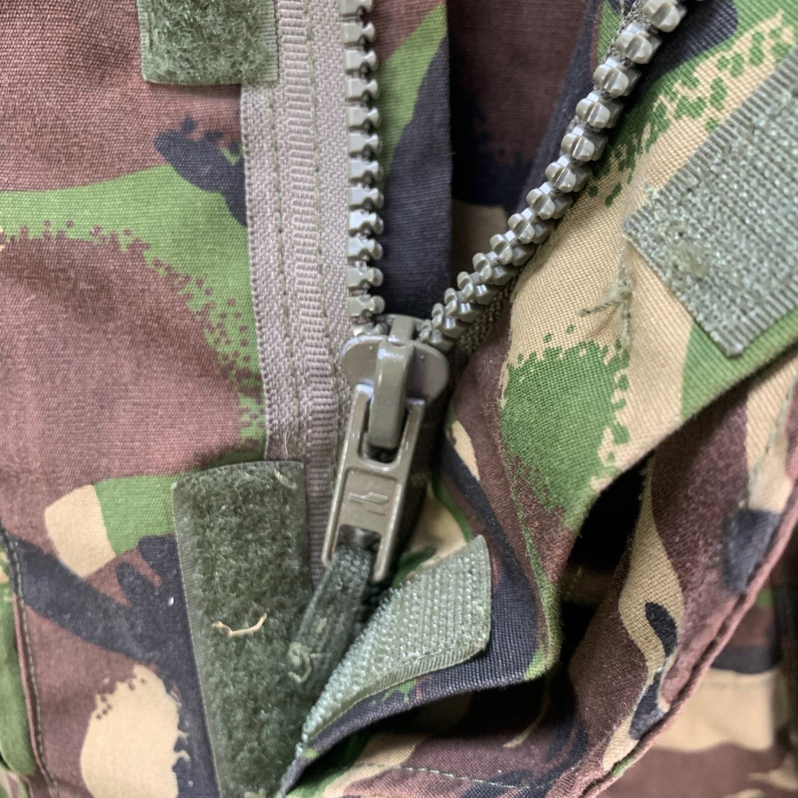 British Army Grade 1 Windproof Woodland DPM Camo Combat Smock - Size 160/104 - The Militaria Shop