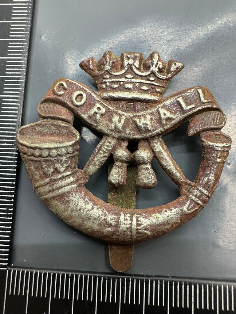 WW2 British Army Duke of Cornwall Light Infantry Regiment Cap Badge ...