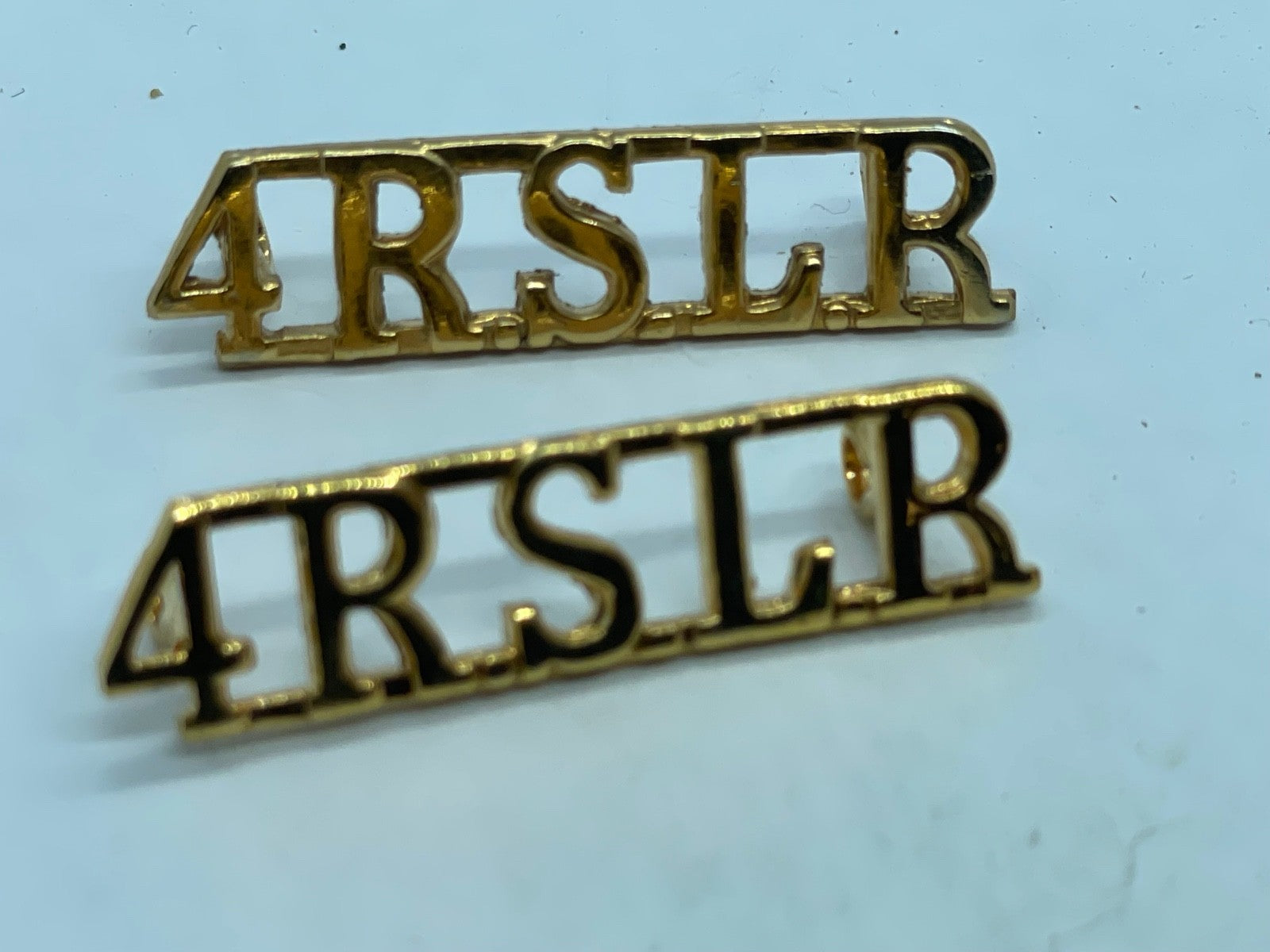 Original 4th Royal Selous Rifle Regiment Shoulder Titles 4RSLR - The Militaria Shop