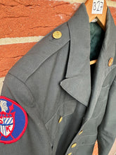 Charger l&#39;image dans la galerie, Genuine US Army AG-344 Tropical Class Jacket - 35&quot; Long - JROTC
