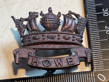 Load image into Gallery viewer, Unusual British Army Theatre Made - Cast WW1 Howe Regiment Cap Badge
