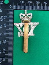 Load image into Gallery viewer, Genuine British Army 5th Royal Inniskilling Dragoon Guards Cap Badge
