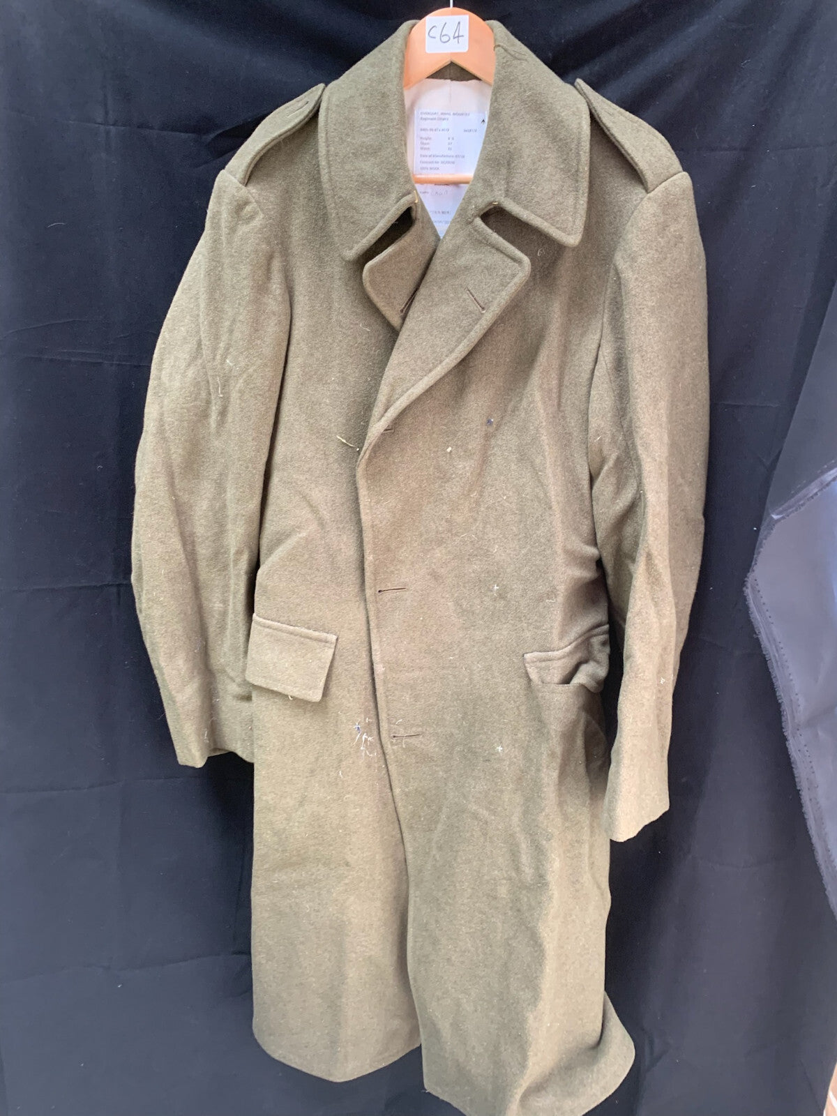 Genuine British Army Man's Mounted Regiment Khaki Greatcoat - 37" Chest - The Militaria Shop