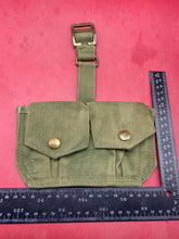 Charger l&#39;image dans la galerie, Original WW2 British Army 37 Pattern Patrol Pouch
