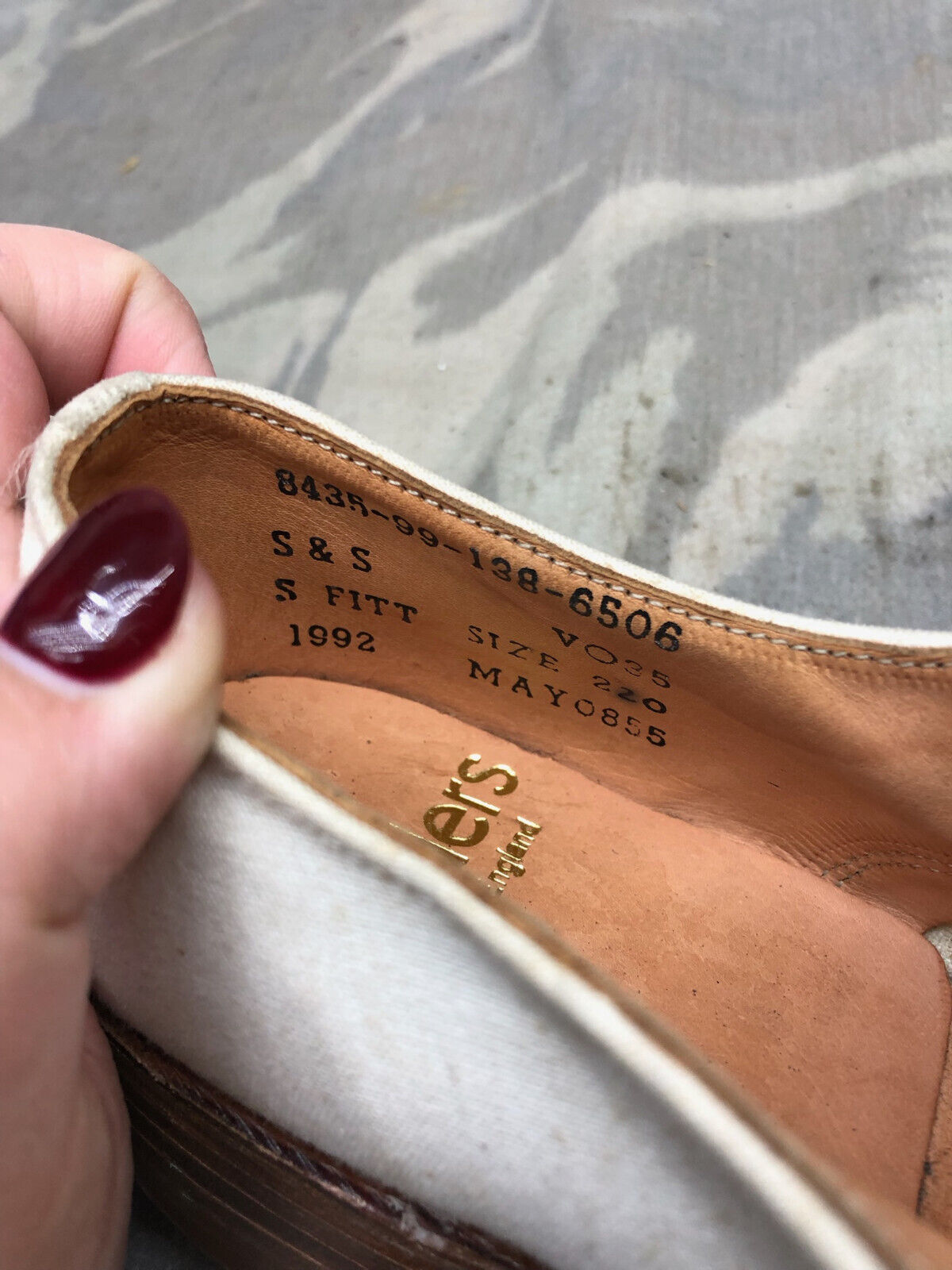 Genuine British Army Women's White Summer Shoes - WW2 Pattern - Size UK 3 S - The Militaria Shop