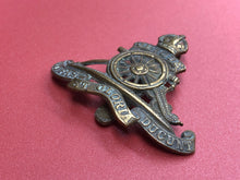 Load image into Gallery viewer, Original WW2 British Army Royal Artillery Beret / Cap Badge
