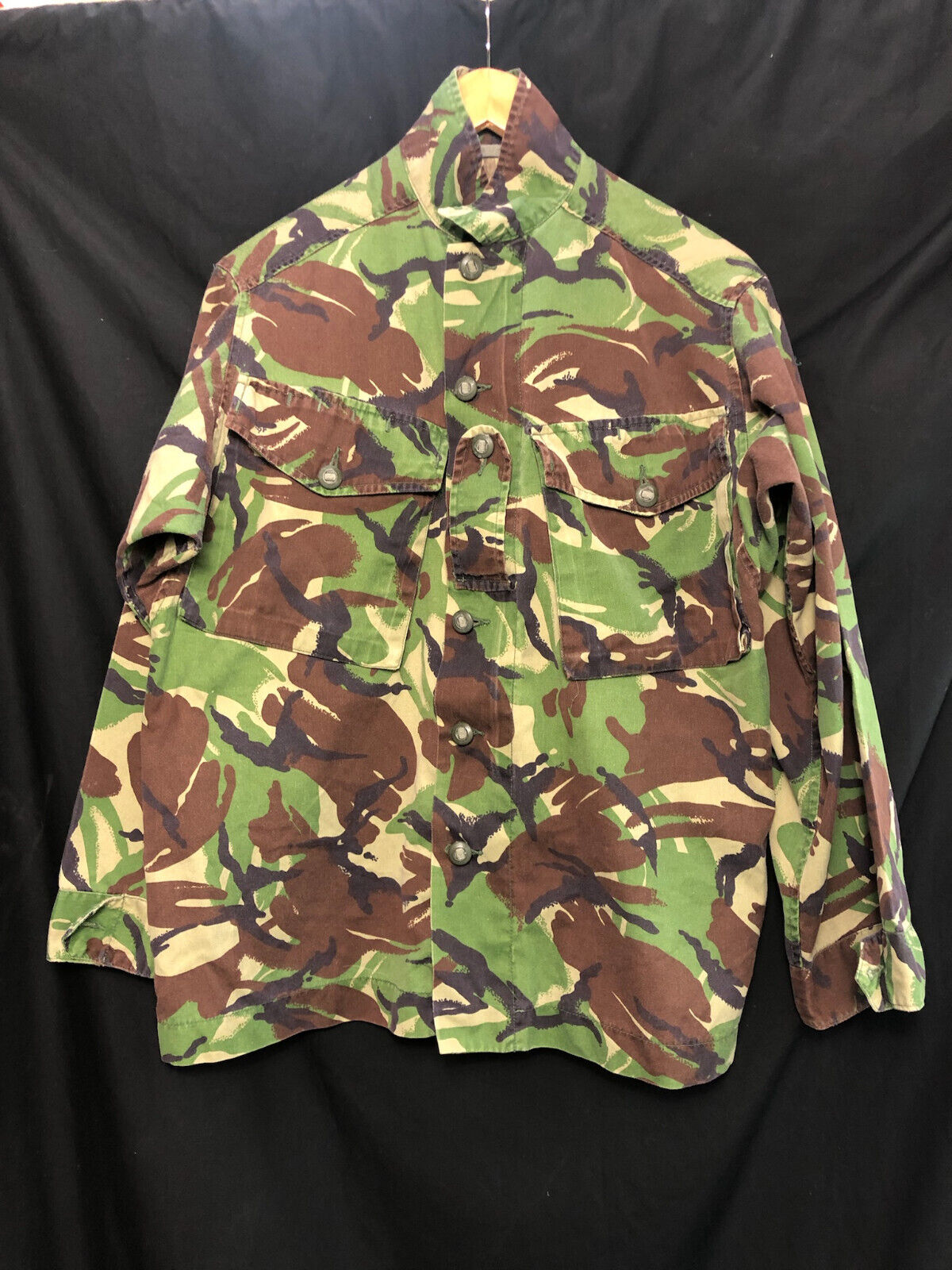 Genuine British Army Camouflage DPM Lightweight Jacket - Size 170/96 - The Militaria Shop
