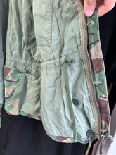 Load image into Gallery viewer, Original British Army 1968 68 Pattern DPM Combat Jacket Smock - 40&quot; Chest
