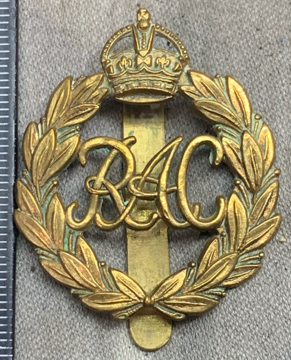 Original WW2 British Army Royal Armoured Corps Cap Badge