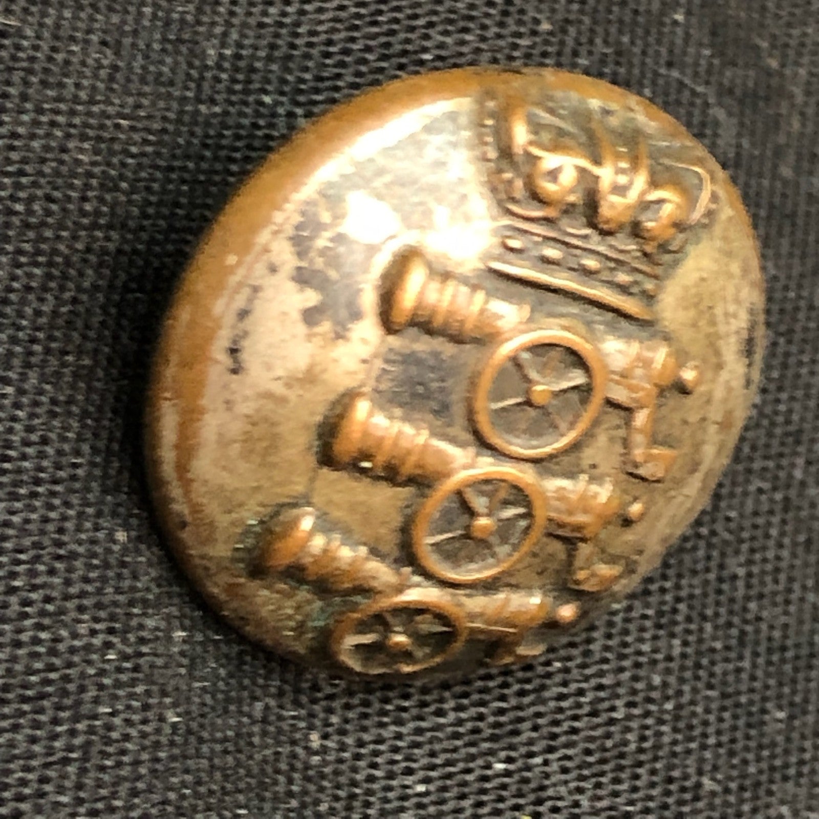 Original Victorian Era British Army Royal Artillery Uniform 22mm Button - The Militaria Shop