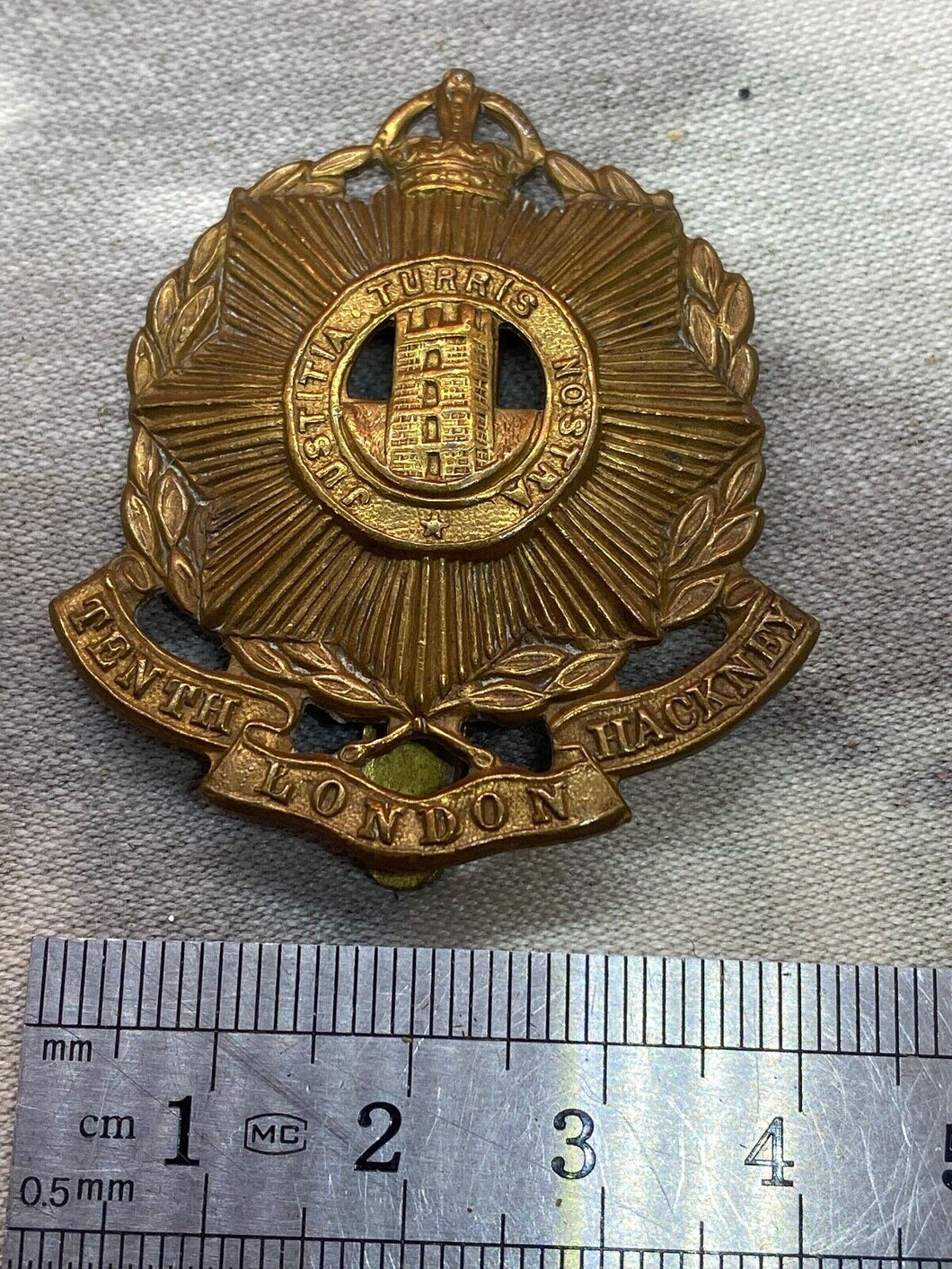 Original WW1 British ArmyTenth London Hackney Regiment Cap Badge