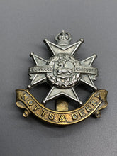 Lade das Bild in den Galerie-Viewer, Original WW1 British Army Cap Badge - Sherwood Foresters Notts &amp; Derby Regiment
