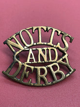 Load image into Gallery viewer, Original WW1 British Army Notts &amp; Derby Shoulder Title Badge
