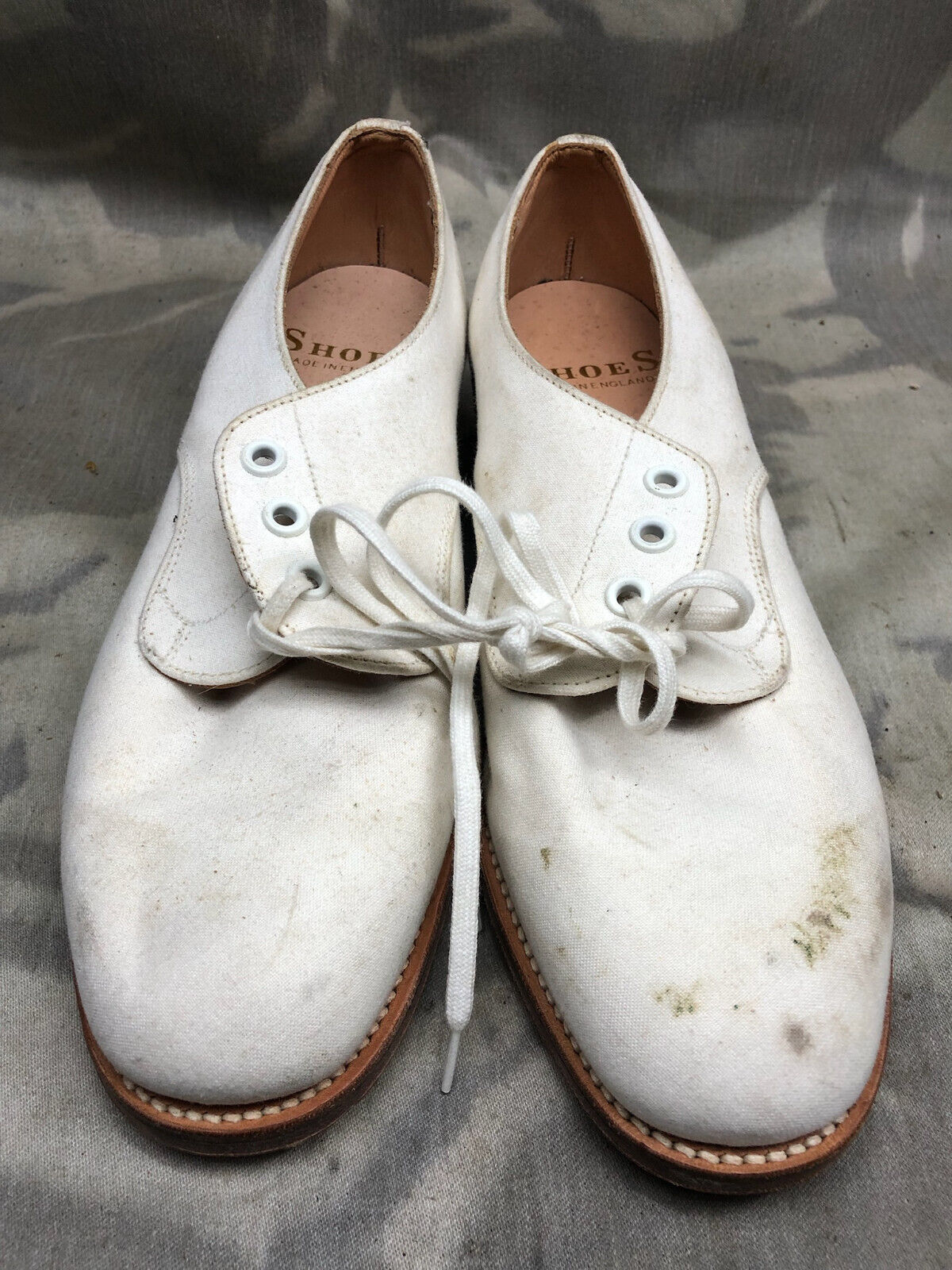 Genuine British Army Women's White Summer Shoes - WW2 Pattern - Size UK 5 L - The Militaria Shop