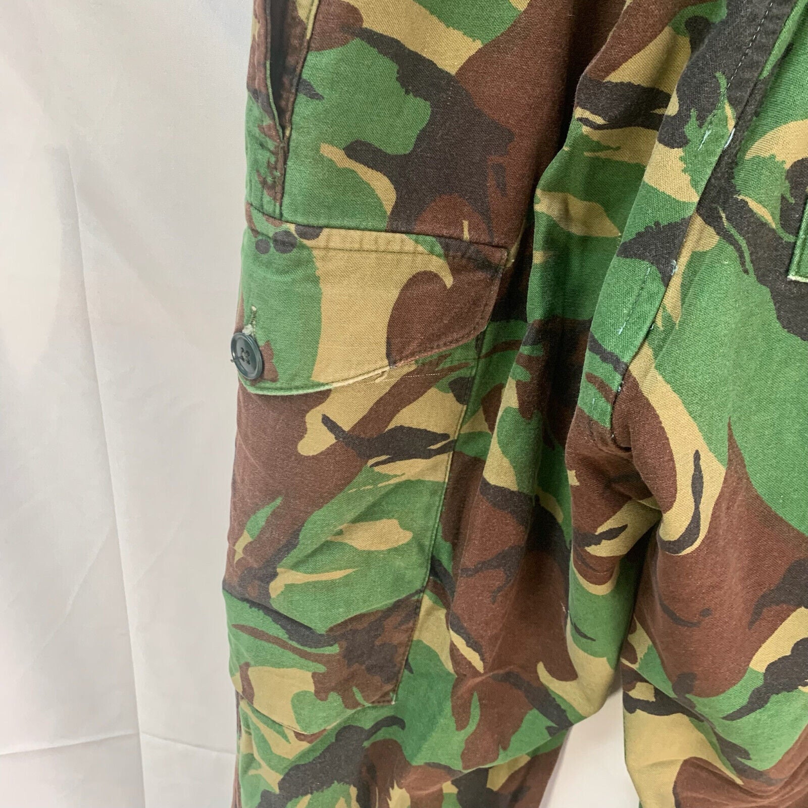 Genuine British Army 68 Pattern DPM Jungle Camouflaged Trousers - Size 28" Waist - The Militaria Shop