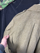 Load image into Gallery viewer, Genuine British Army Dismounted Greatcoat Size 11 - 41&quot; Chest - WW2 Reenactment
