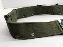 Charger l&#39;image dans la galerie, Original WW2 British Army 44 Pattern Soldiers Belt - Size 36&quot; Waist
