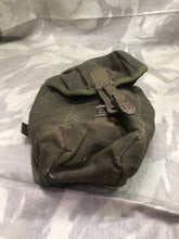 Lade das Bild in den Galerie-Viewer, British Army OD Green Water Bottle Pouch 1980s/1990s era
