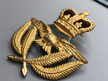 Load image into Gallery viewer, Genuine British RAF Warrant Officer’s Cap Badge
