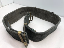 Charger l&#39;image dans la galerie, Original British RAF Royal Air Force WW2 37 Pattern Combat Belt - 38&quot; Waist
