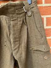 Charger l&#39;image dans la galerie, Original British Army Battledress Trousers - Size 10 - 32&quot; Waist
