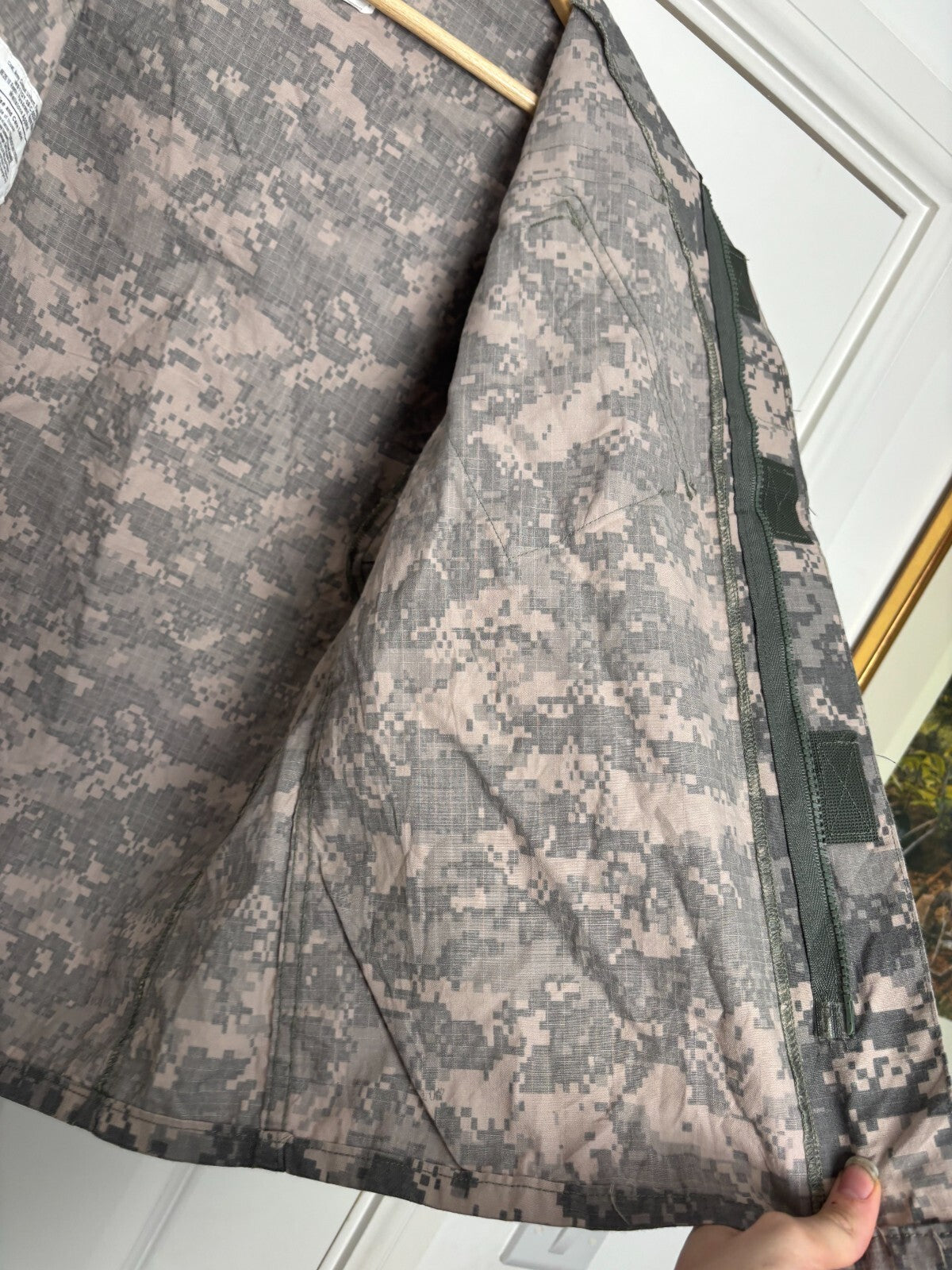 Surplus US Army ACU Combat Uniform Jacket -Size Small-Short - The Militaria Shop