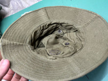 Load image into Gallery viewer, Original British Army WW2 Pattern 1950s Boonie Jungle Hat - New Old Stock 6 5/8
