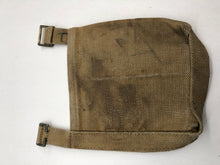 Charger l&#39;image dans la galerie, WW2 British Army 37 Pattern Webbing Water Bottle Carrier Harness - 1943 Dated
