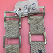 Charger l&#39;image dans la galerie, Original WW2 British Army 37 Pattern Webbing Brace Adaptors Pair
