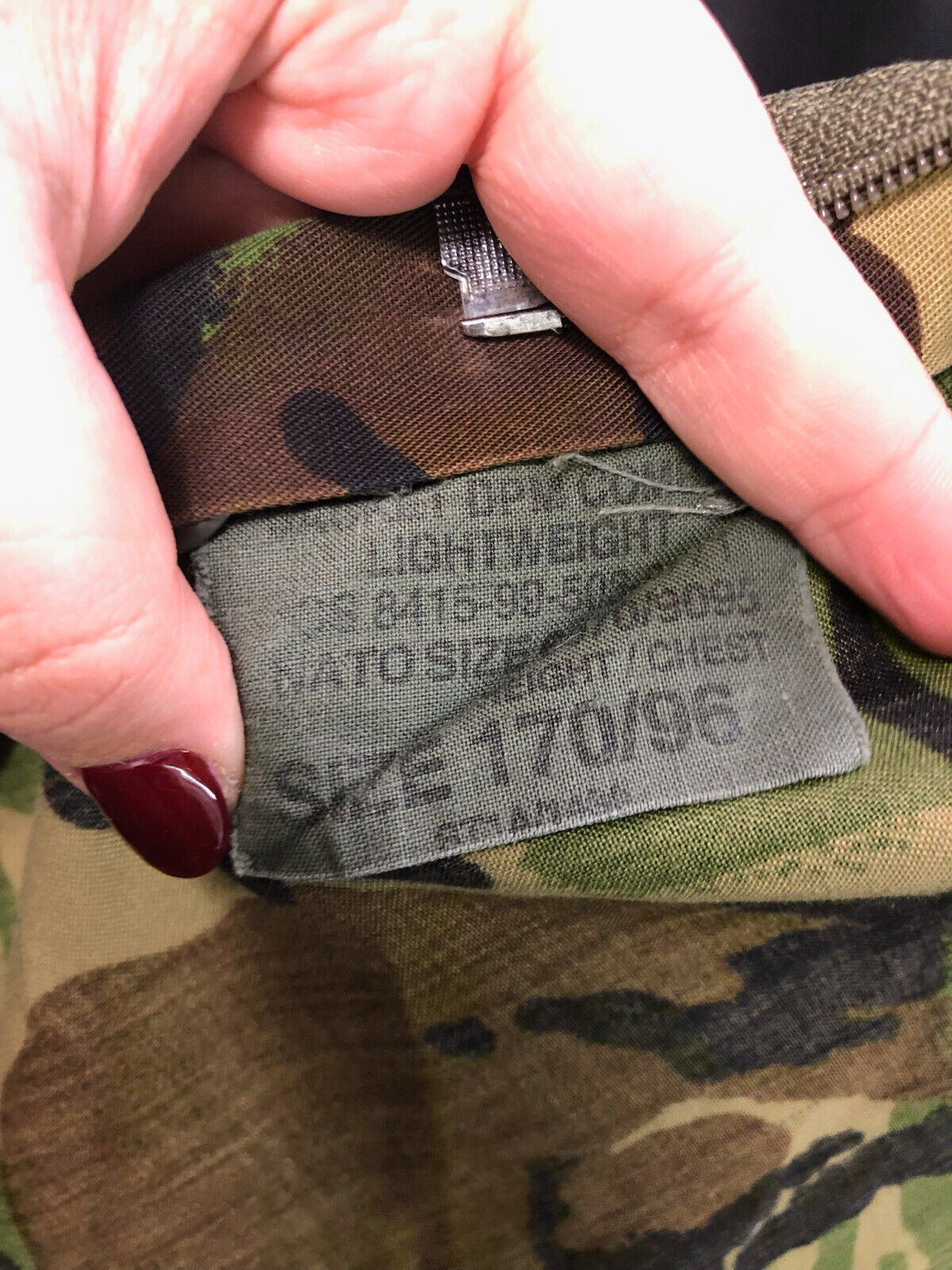 Genuine British Army Camouflage DPM Lightweight Jacket - Size 170/96 - The Militaria Shop