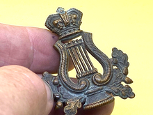 Load image into Gallery viewer, Original British Army - Victorian Crown Musicians Badge
