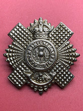 Load image into Gallery viewer, Original WW2 British Army 4th/5th Battalion (Queen&#39;s Edinburgh Rifles) Cap Badge
