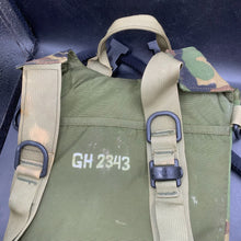 Load image into Gallery viewer, Genuine British Army DPM Camouflaged Individual Hydration System - The Militaria Shop
