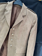 Load image into Gallery viewer, Grade 1 British Army FAD No2 Dress Uniform Jacket - Size 154/88/68 - The Militaria Shop
