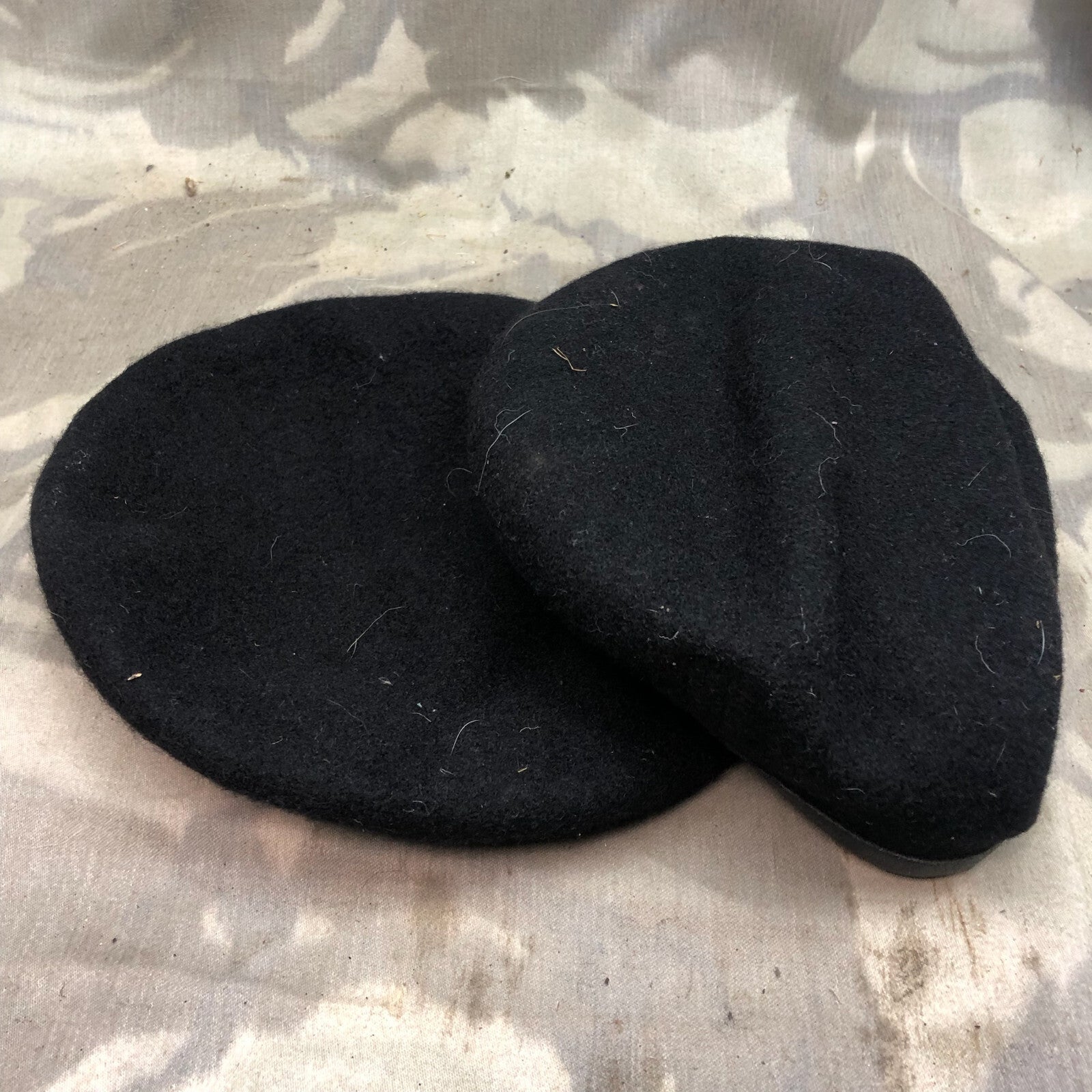 Genuine British Army Forces Beret - RTR Royal Tank Regiment - Size 54 - The Militaria Shop