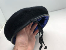 Charger l&#39;image dans la galerie, Genuine British Army Dark Blue/Black Regimental Beret Hat - Size 58cm
