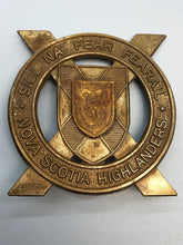 Load image into Gallery viewer, Genuine Canadian Army Nova Scotia Highlanders Cap Badge
