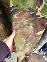 Load image into Gallery viewer, Vintage British Army DPM Lightweight Combat Trousers - Size 85/84/100
